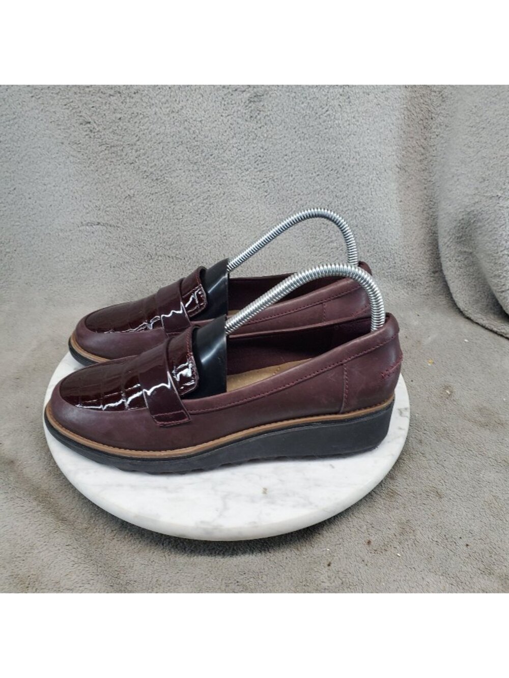 Clarks Shoes Womens Size 7 Sharon Gracie Purple Leather Penny Loafers *Read*